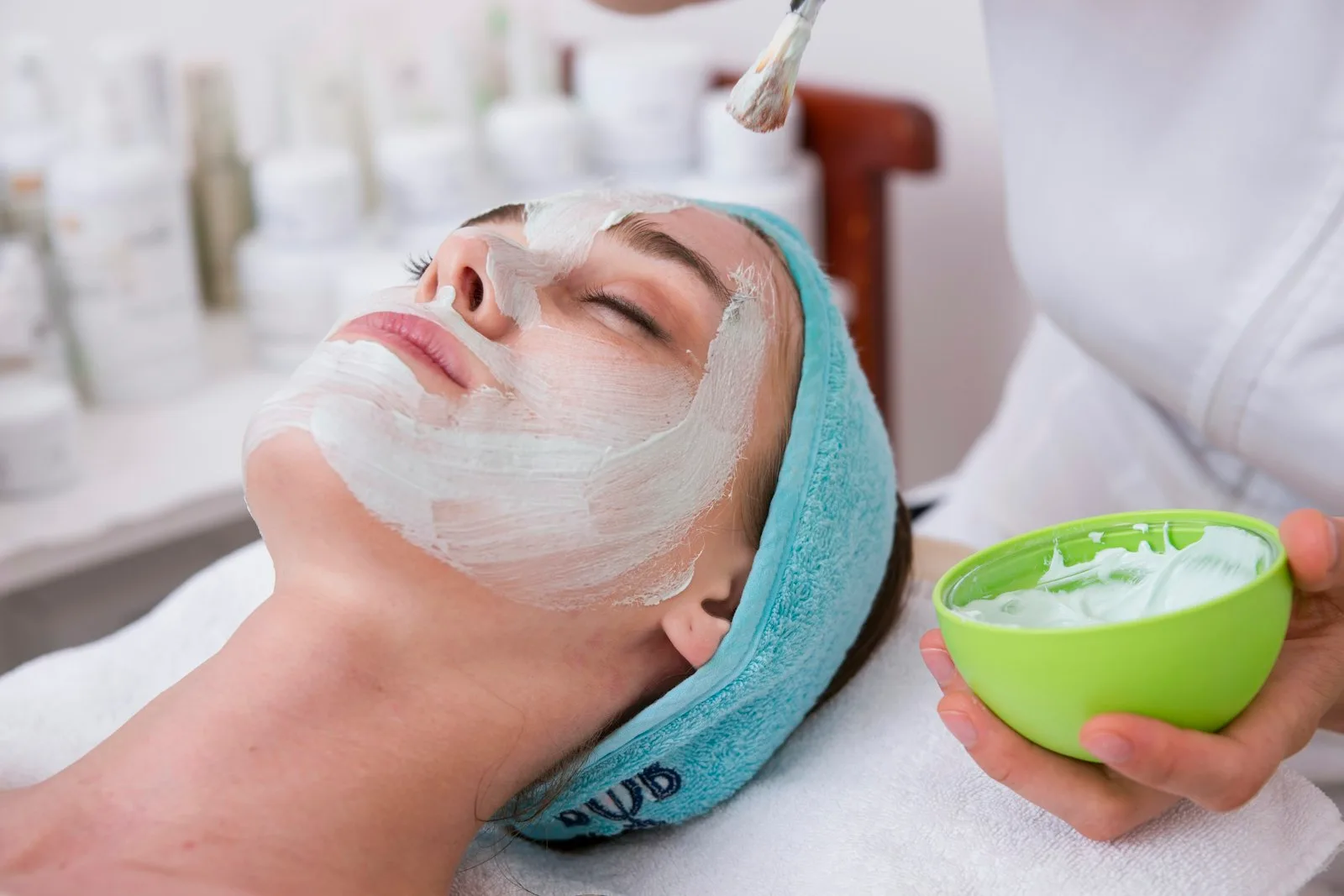 Hydra Marine Facial at Kameleon Salon
